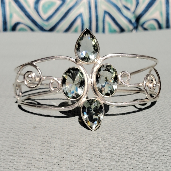 New Absolutely Stunning Paraiba Tourmaline 935 Silver Adjustable Cuff Bracelet. - Picture 5 of 16